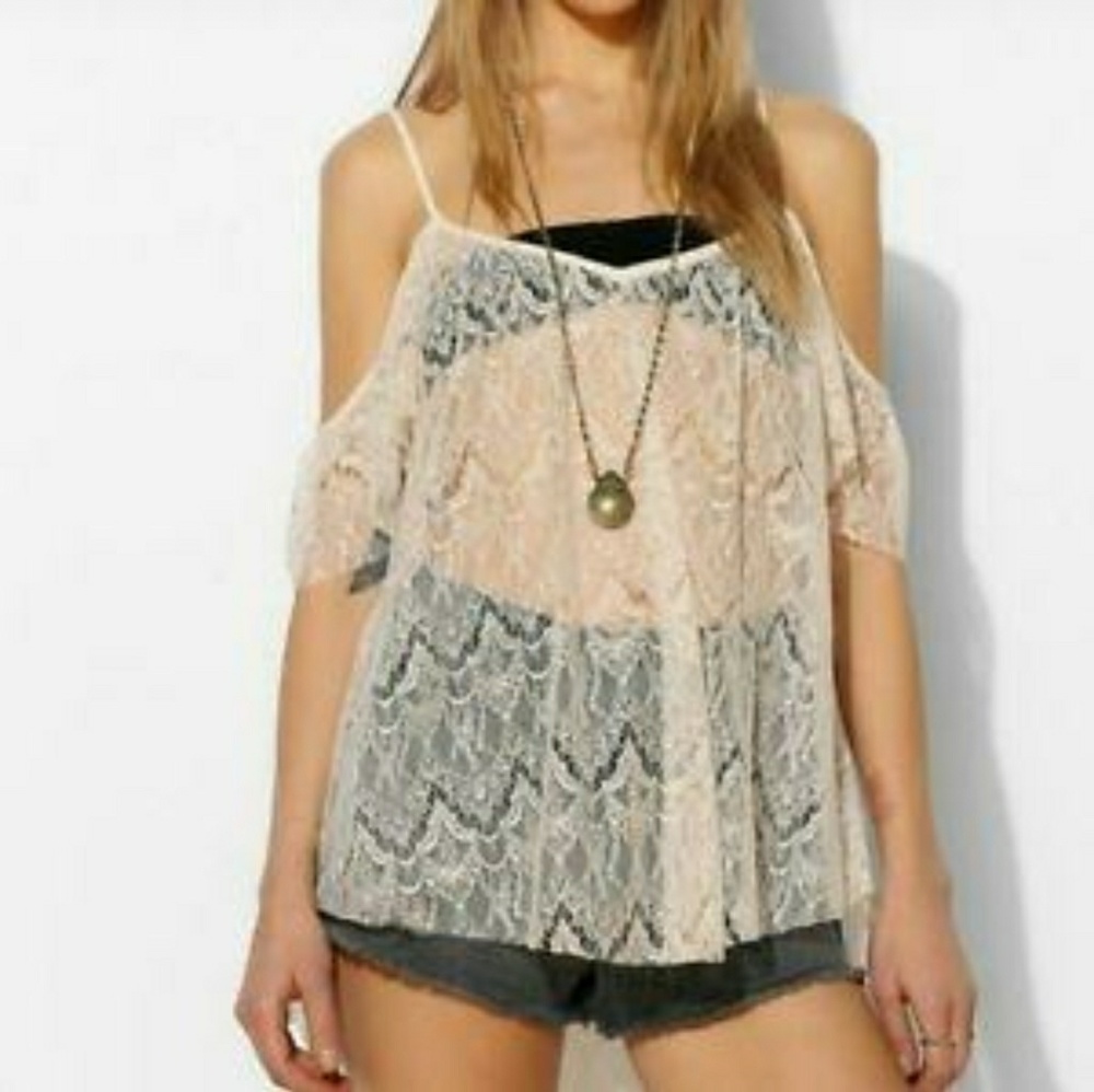 Lace kimchi blue top